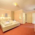 Ringhotel Sonneck 4*