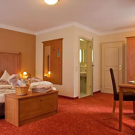 Ringhotel Sonneck 호텔
